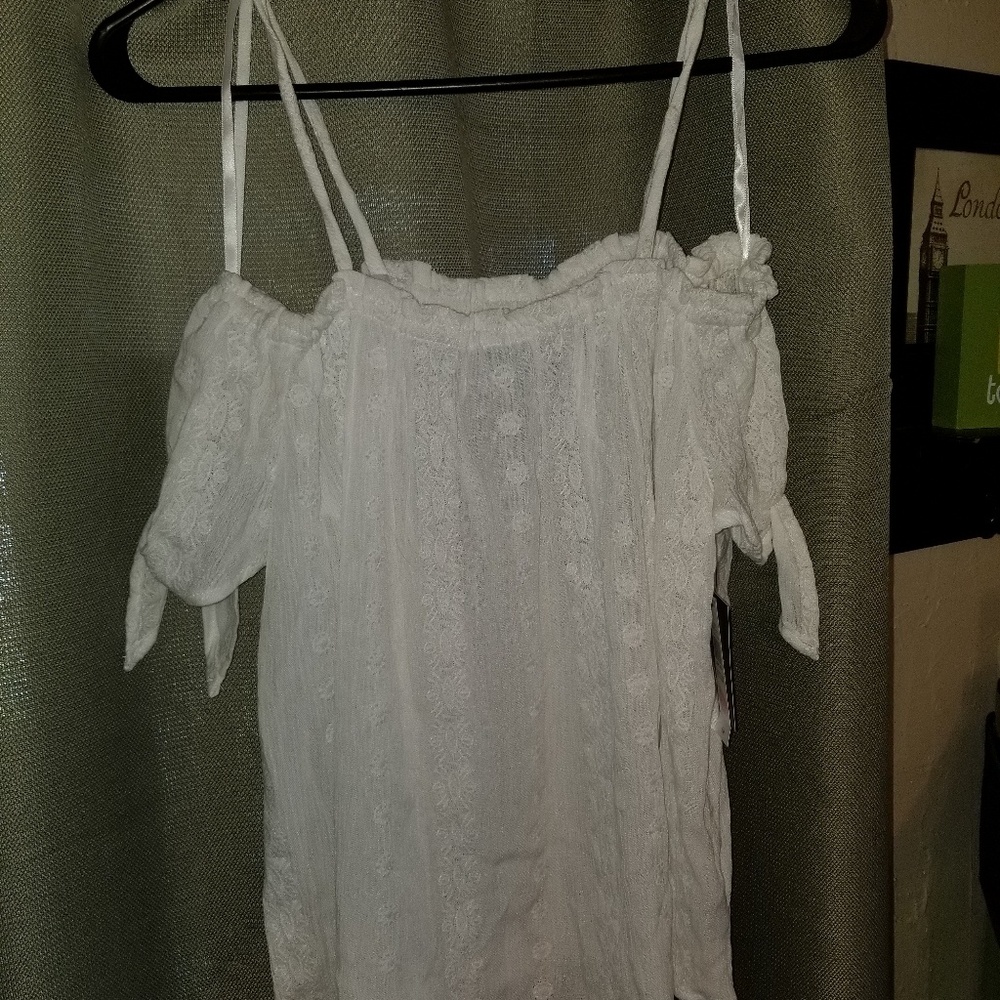 By & By Off the Shoulder Top NWT